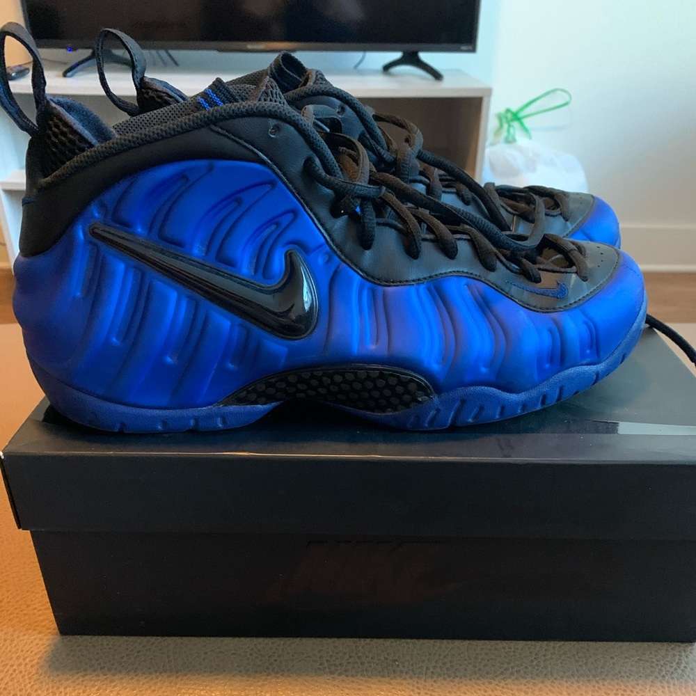 MENS Size 13 Nike Foamposite Pro